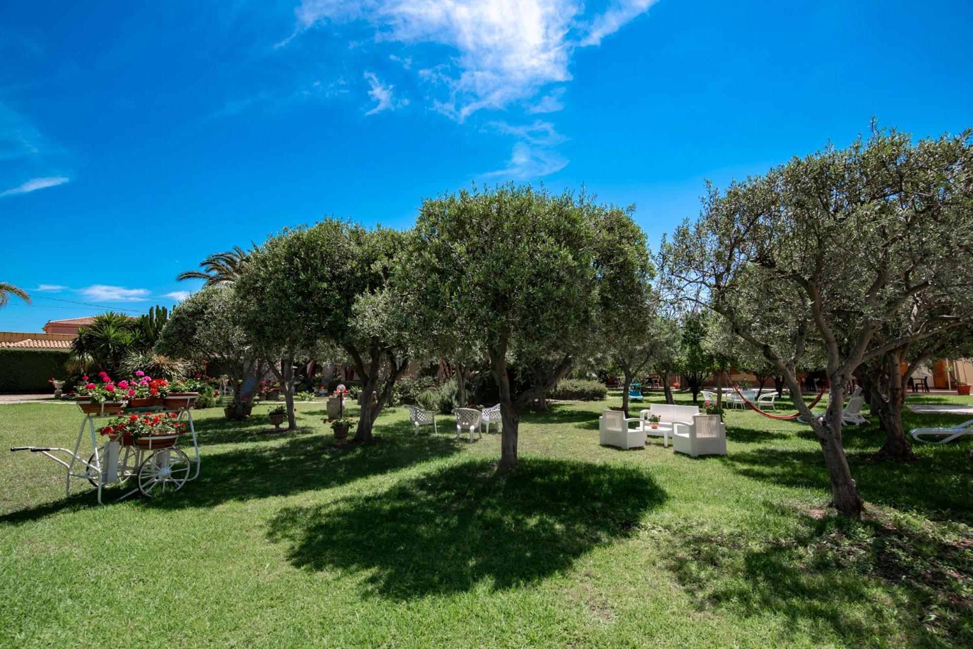 Villa Del Papiro Charme Apartments Avola Buitenkant foto