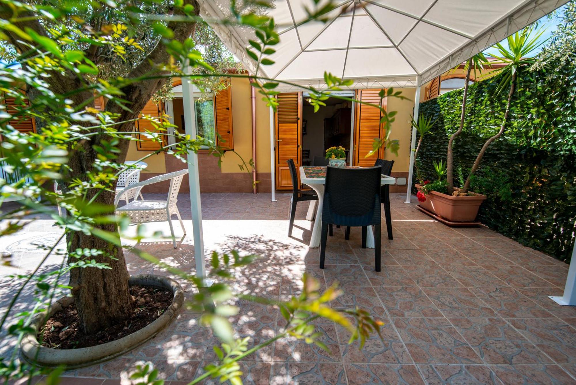 Villa Del Papiro Charme Apartments Avola Buitenkant foto