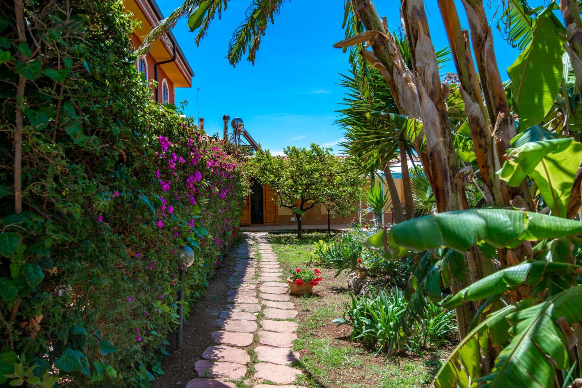 Villa Del Papiro Charme Apartments Avola Buitenkant foto
