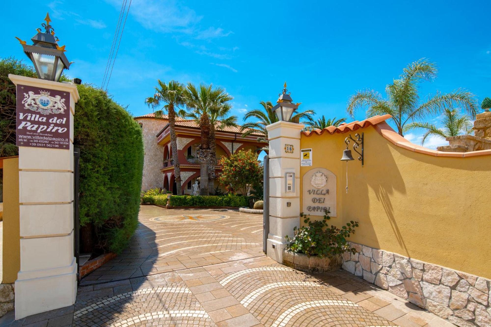Villa Del Papiro Charme Apartments Avola Buitenkant foto