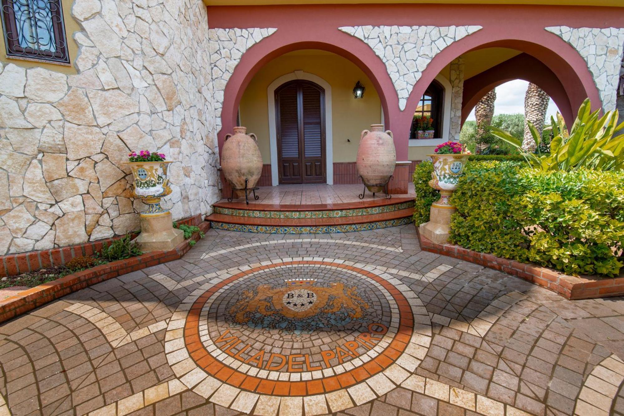 Villa Del Papiro Charme Apartments Avola Buitenkant foto