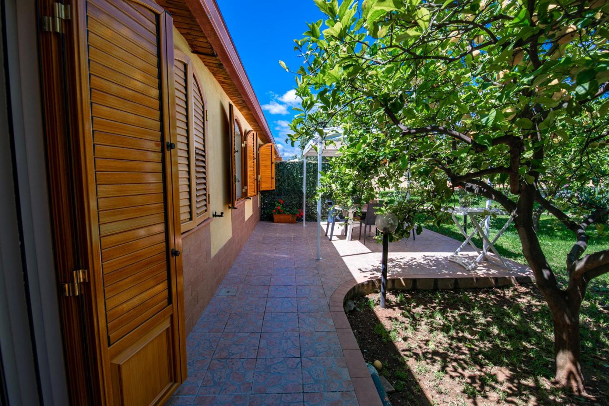 Villa Del Papiro Charme Apartments Avola Buitenkant foto